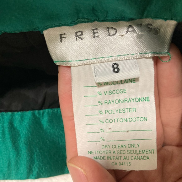 Freda’s Emerald Green Satin High Waist Knee Length Pleated Midi Skirt - size 8 - Picture 7 of 7